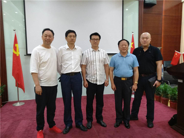 《2019迪拜新春龙庙会暨国际展会》 启动新闻发布会